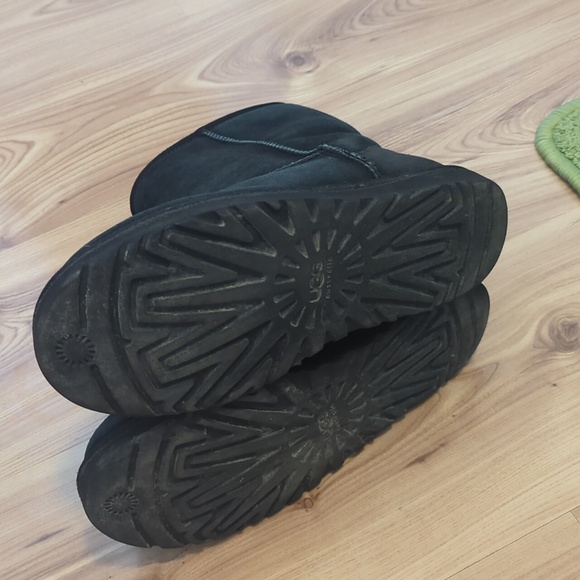 UGG Boots - Picture 8 of 12